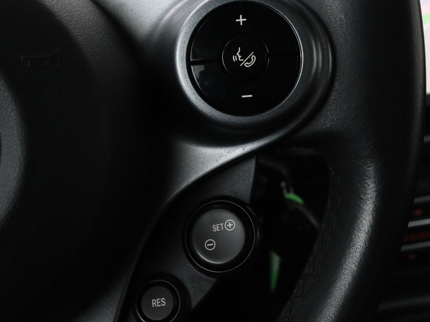 Smart Fortwo 1.0 Turbo Proxy | Elektrisch vouwdak | Camera | Bleutooth | LED | Automaat | Cruise control | Climate control