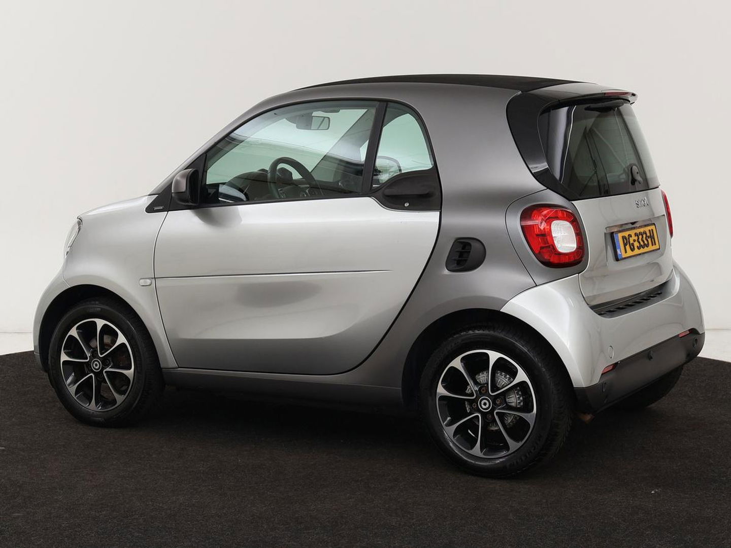 Smart Fortwo 1.0 Turbo Proxy | Elektrisch vouwdak | Camera | Bleutooth | LED | Automaat | Cruise control | Climate control