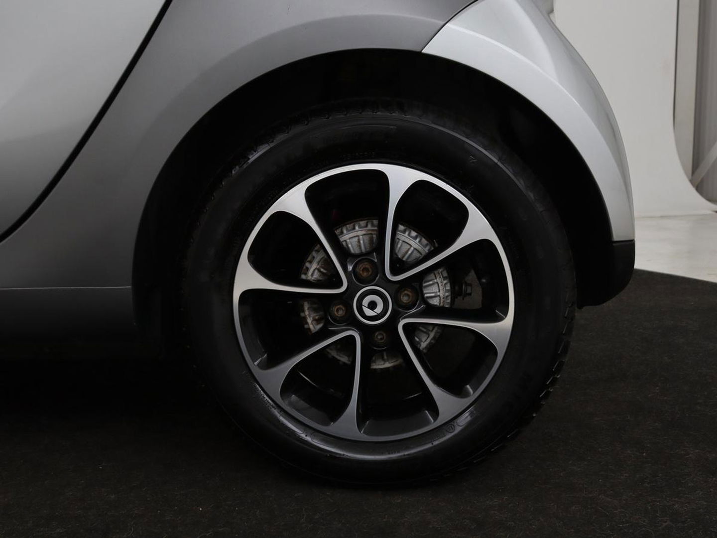 Smart Fortwo 1.0 Turbo Proxy | Elektrisch vouwdak | Camera | Bleutooth | LED | Automaat | Cruise control | Climate control