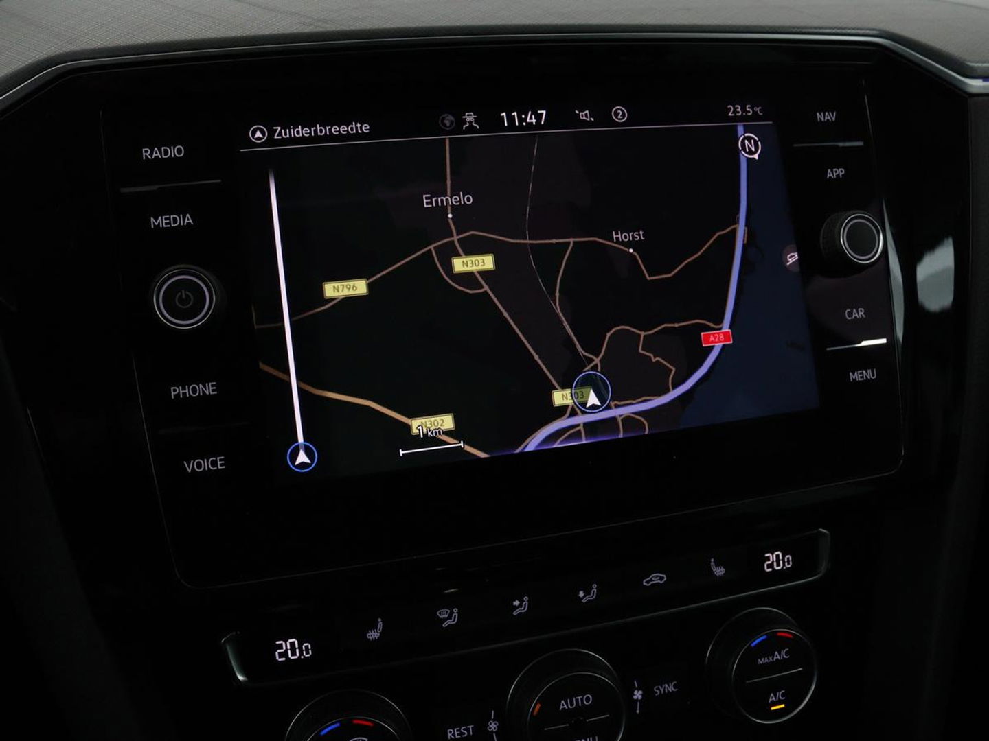 Volkswagen Passat 1.4 TSI PHEV GTE Business | Adaptive cruise | Camera | Carplay | Stoelverwarming | Massage | Navigatie | Full LED