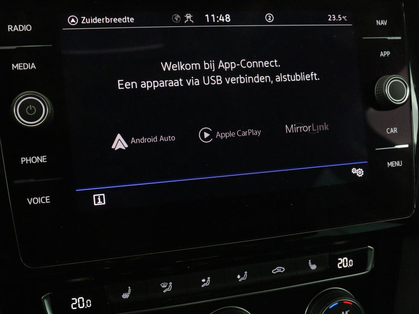 Volkswagen Passat 1.4 TSI PHEV GTE Business | Adaptive cruise | Camera | Carplay | Stoelverwarming | Massage | Navigatie | Full LED