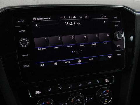 Volkswagen Passat 1.4 TSI PHEV GTE Business | Adaptive cruise | Camera | Carplay | Stoelverwarming | Massage | Navigatie | Full LED