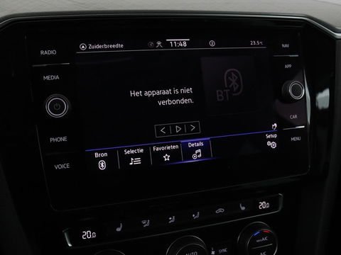 Volkswagen Passat 1.4 TSI PHEV GTE Business | Adaptive cruise | Camera | Carplay | Stoelverwarming | Massage | Navigatie | Full LED