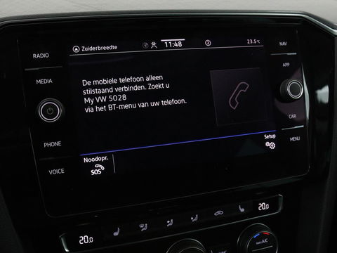 Volkswagen Passat 1.4 TSI PHEV GTE Business | Adaptive cruise | Camera | Carplay | Stoelverwarming | Massage | Navigatie | Full LED