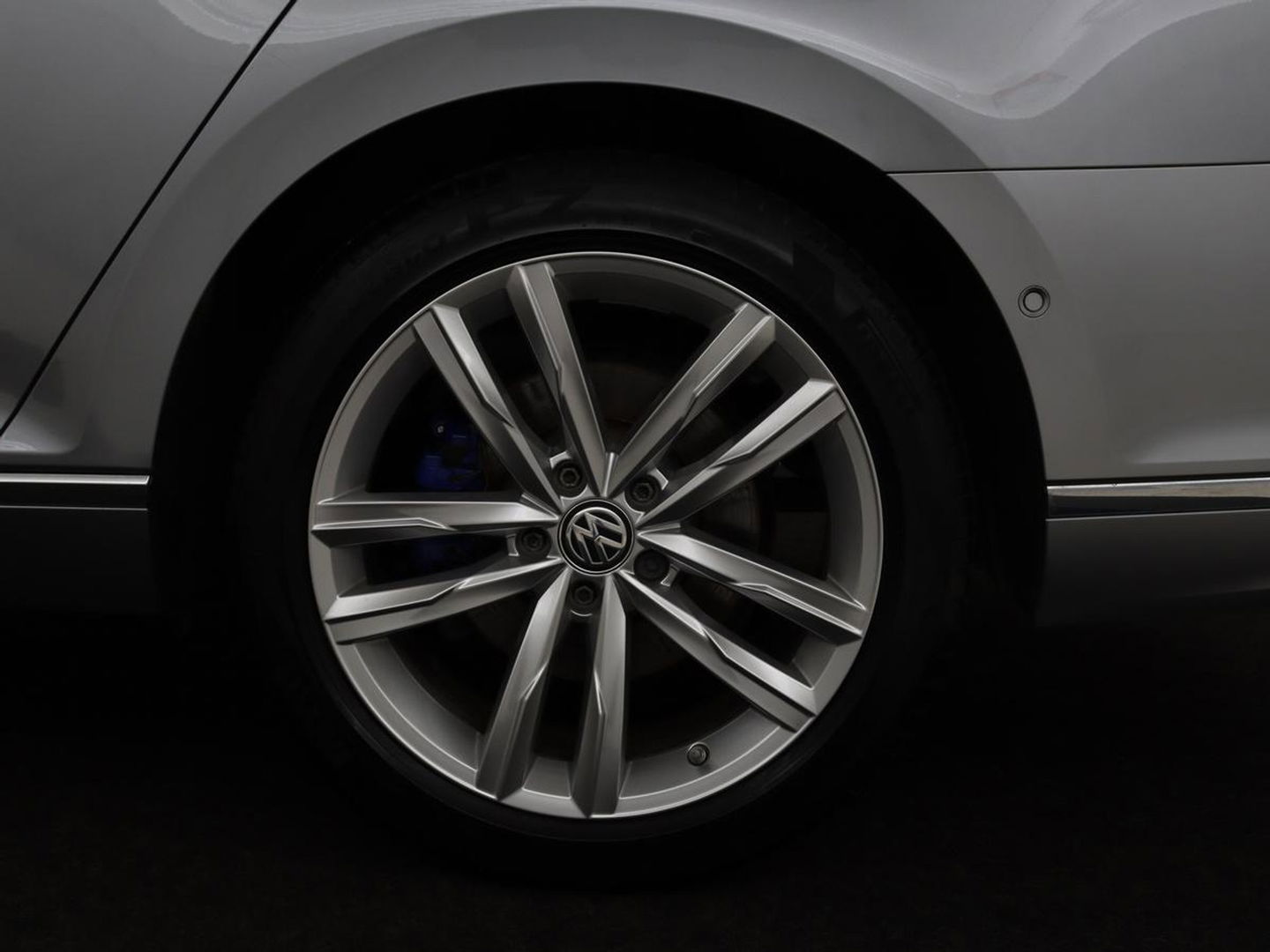 Volkswagen Passat 1.4 TSI PHEV GTE Business | Adaptive cruise | Camera | Carplay | Stoelverwarming | Massage | Navigatie | Full LED
