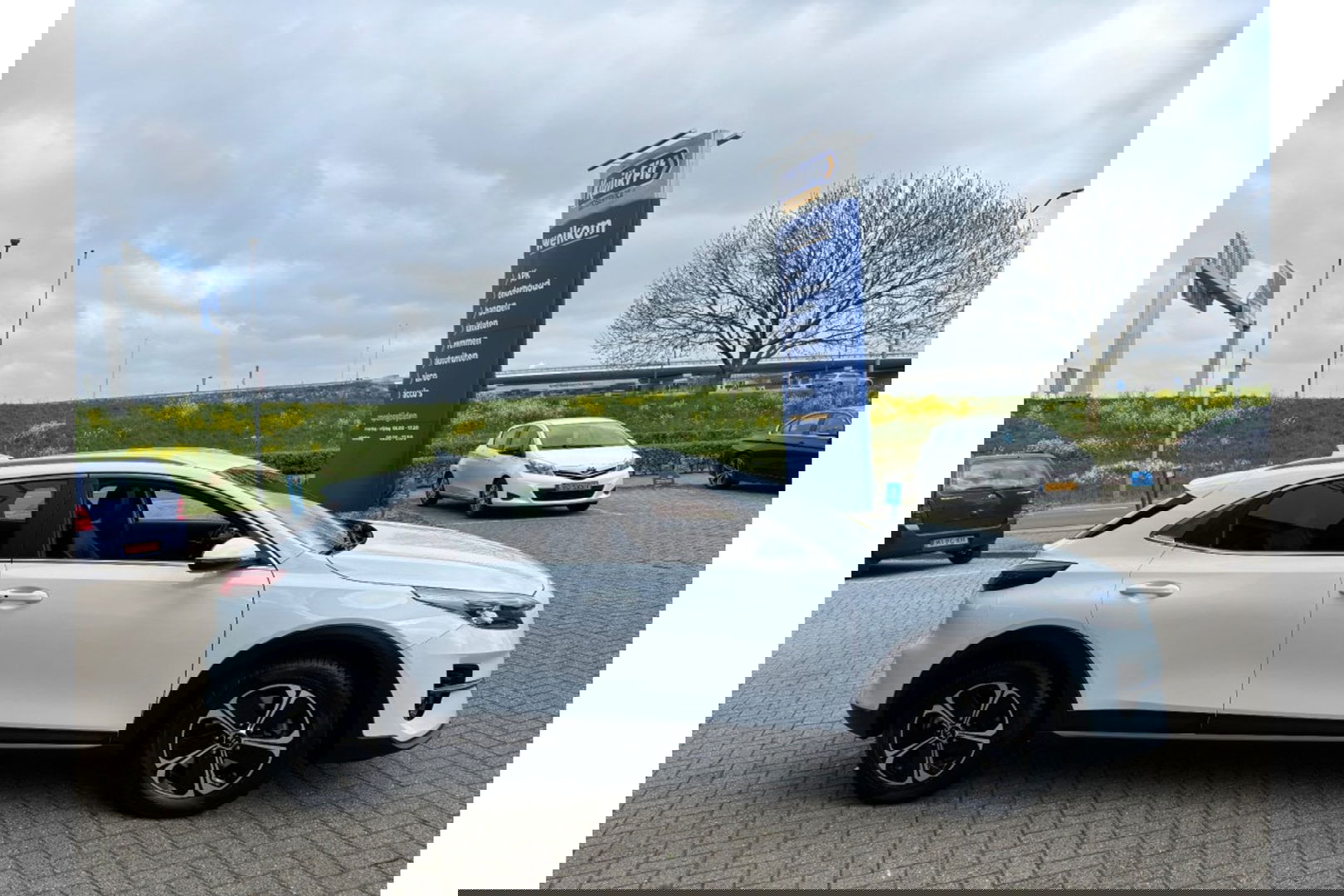 Kia Xceed 1.6 GDI PHEV EX.LINE AUTOMAAT LMV NAVI PDC-CAMERA WINTERPACK