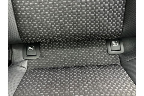 Kia Xceed 1.6 GDI PHEV EX.LINE AUTOMAAT LMV NAVI PDC-CAMERA WINTERPACK