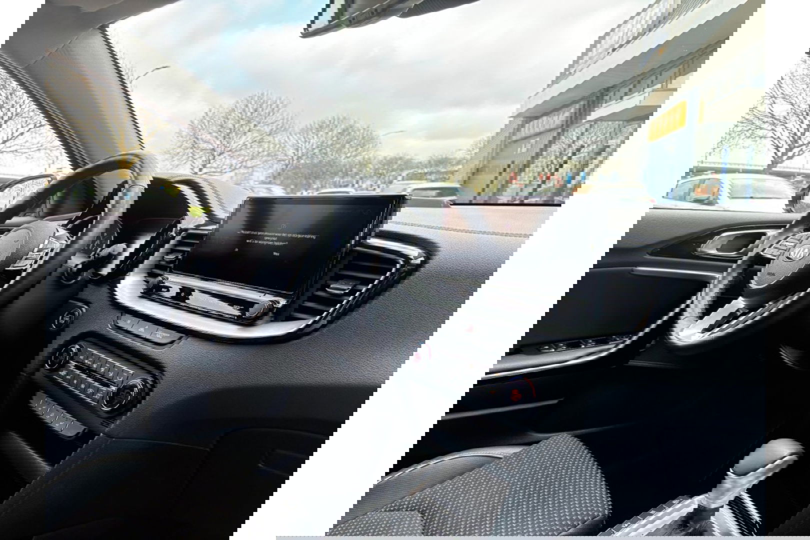 Kia Xceed 1.6 GDI PHEV EX.LINE AUTOMAAT LMV NAVI PDC-CAMERA WINTERPACK