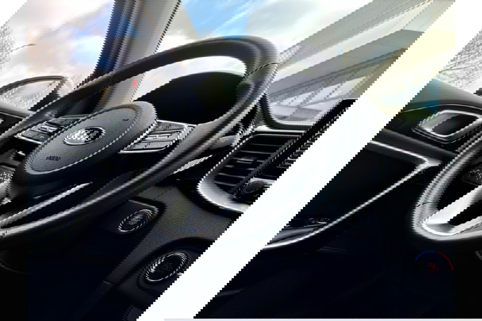 Kia Xceed 1.6 GDI PHEV EX.LINE AUTOMAAT LMV NAVI PDC-CAMERA WINTERPACK
