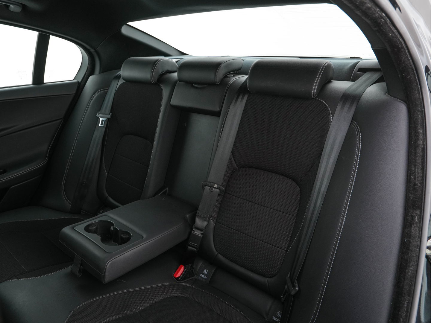 Jaguar XE 2.0 D R-Sport-Pack Aut. *LEATHER-MICROFIBRE | BI-XENON | NAVI-FULLMAP | MERIDIAN-SOUND | HEATED-SPORTSEATS | CAMERA | ECC | KEYLESS | PDC | SHIFT-PADDLES | LANE-ASSIST | CRUISE | 17''ALU*