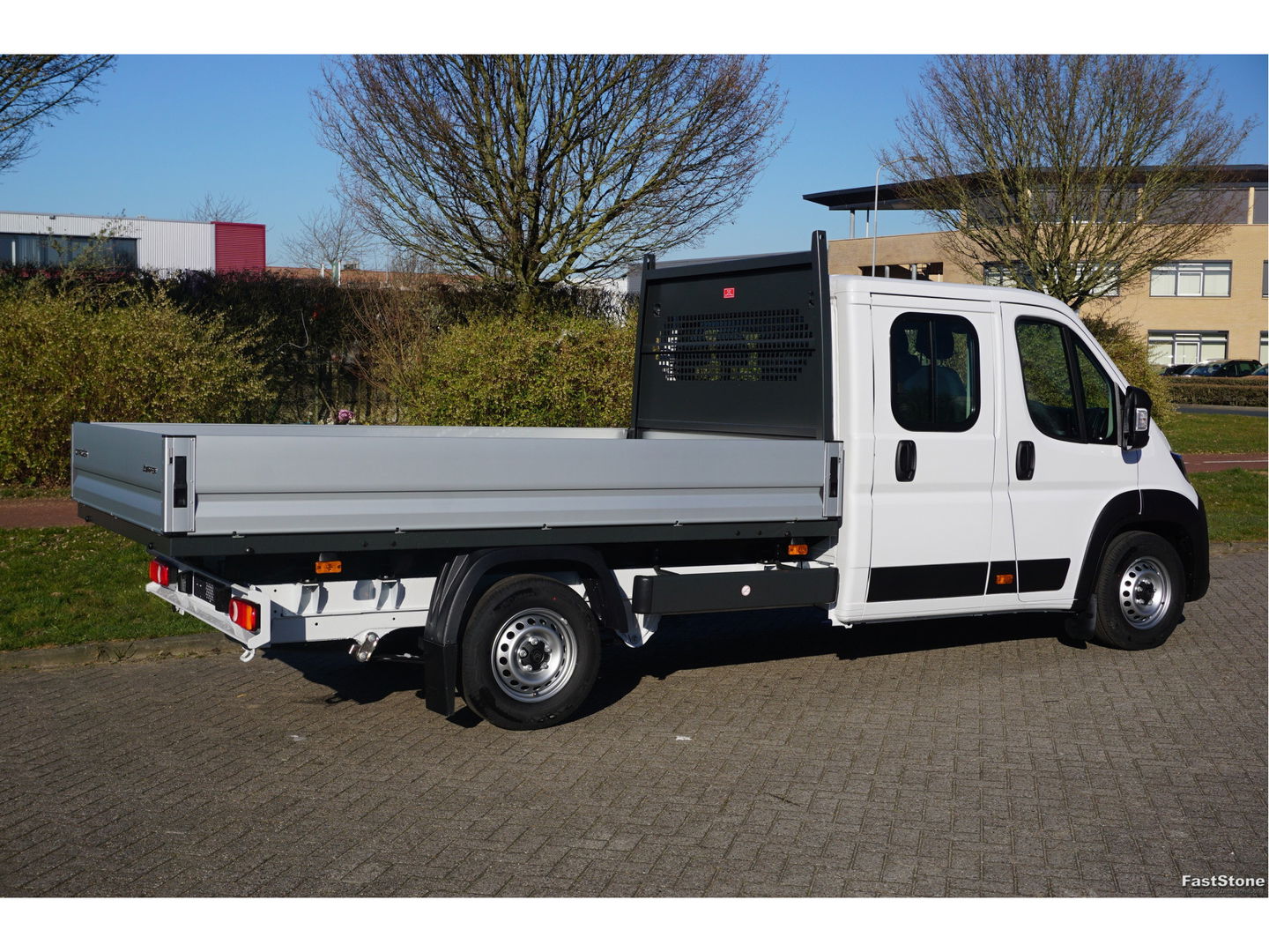 Citroën Jumper 35 Heavy DOKA 140PK L4 Open Laadbak 10" Scherm, Navi, Airco, Cruise!! NR. B403*