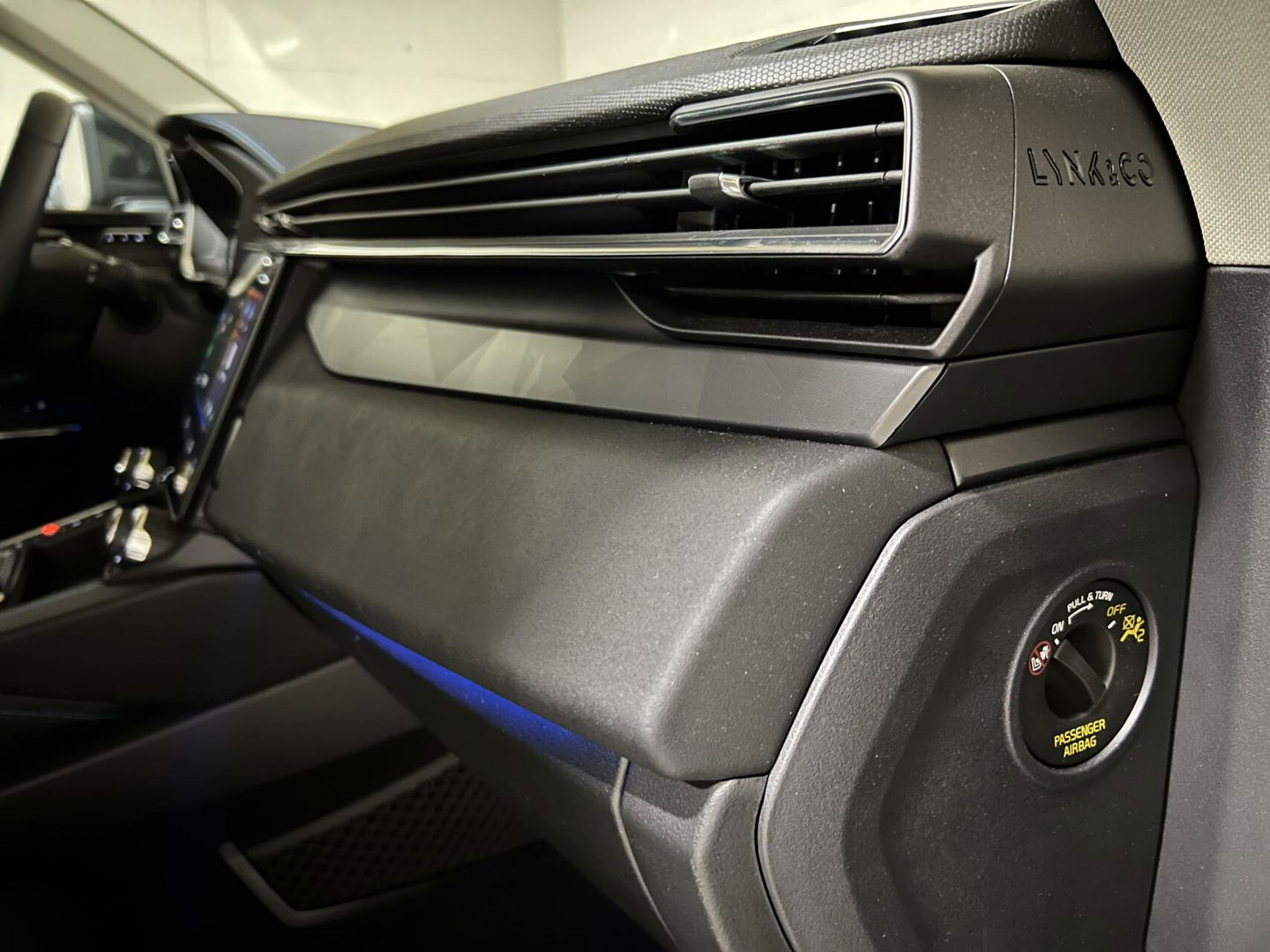 Lynk & Co 01 1.5 Plug-in Pano 360° Sfeerverlichting NAP
