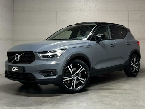 Volvo XC40 1.5 T5 Recharge R-Design Pano Cruise Camera