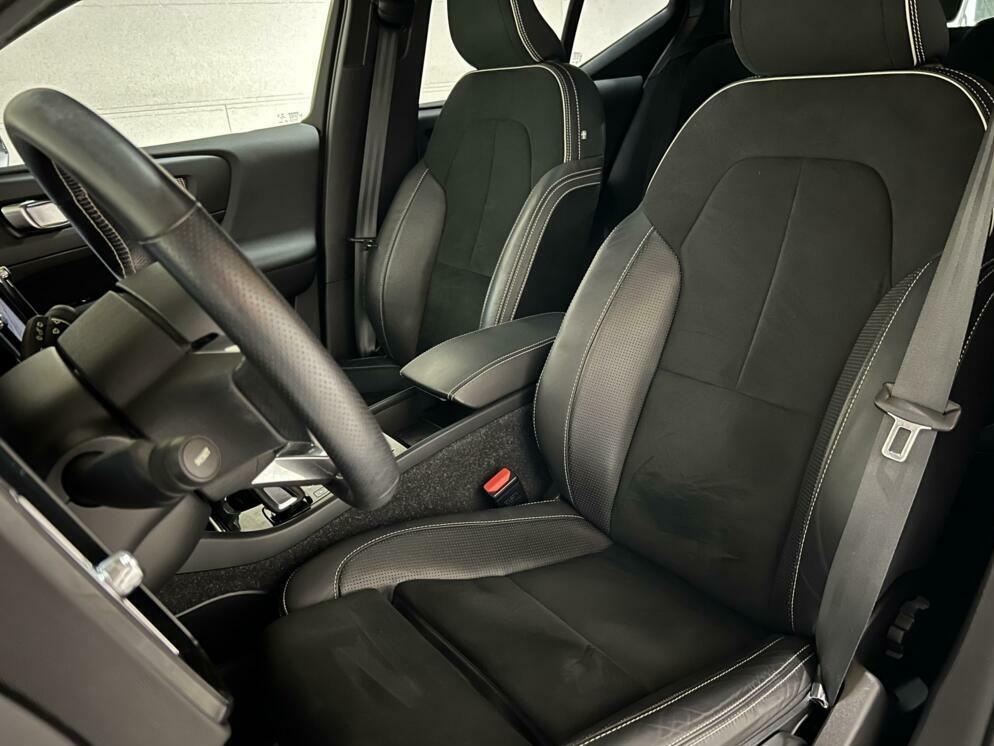 Volvo XC40 1.5 T5 Recharge R-Design Pano Cruise Camera