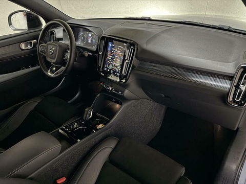 Volvo XC40 1.5 T5 Recharge R-Design Pano Cruise Camera