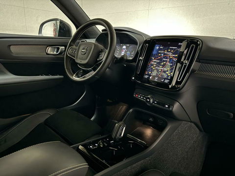 Volvo XC40 1.5 T5 Recharge R-Design Pano Cruise Camera