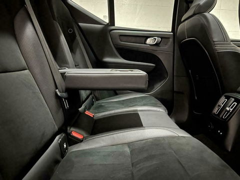 Volvo XC40 1.5 T5 Recharge R-Design Pano Cruise Camera