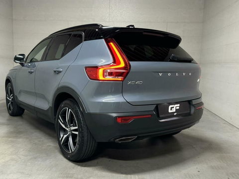 Volvo XC40 1.5 T5 Recharge R-Design Pano Cruise Camera