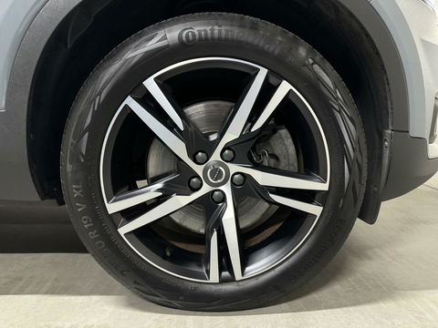 Volvo XC40 1.5 T5 Recharge R-Design Pano Cruise Camera