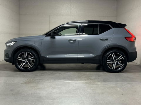 Volvo XC40 1.5 T5 Recharge R-Design Pano Cruise Camera
