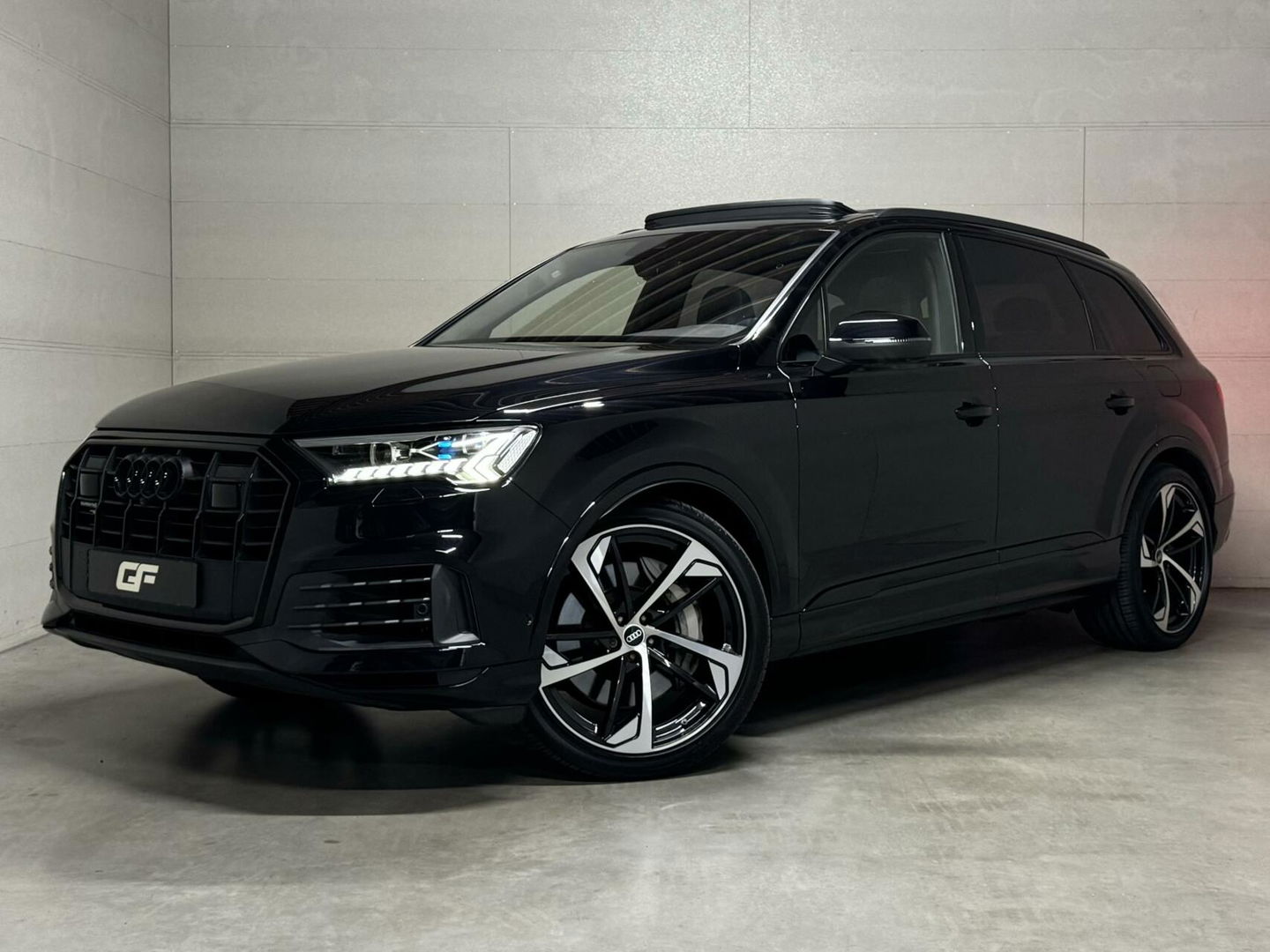 Audi Q7 55 TFSI e Quattro BlackEdition S-Line Pano B&O Lucht
