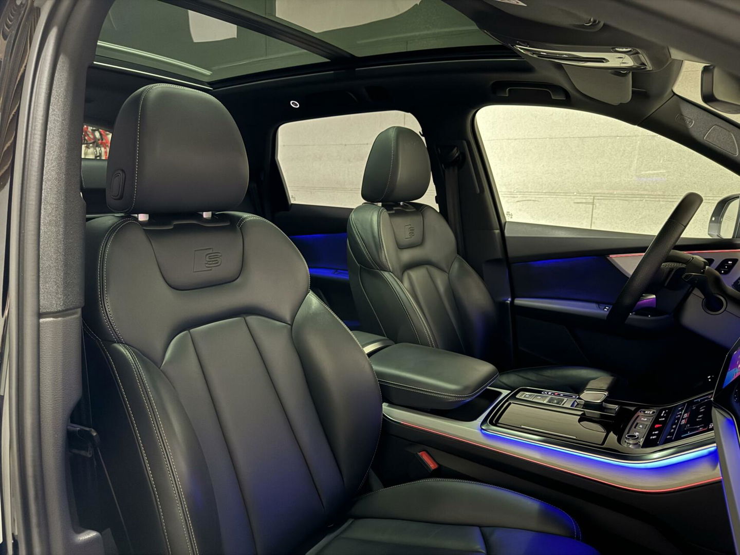 Audi Q7 55 TFSI e Quattro BlackEdition S-Line Pano B&O Lucht