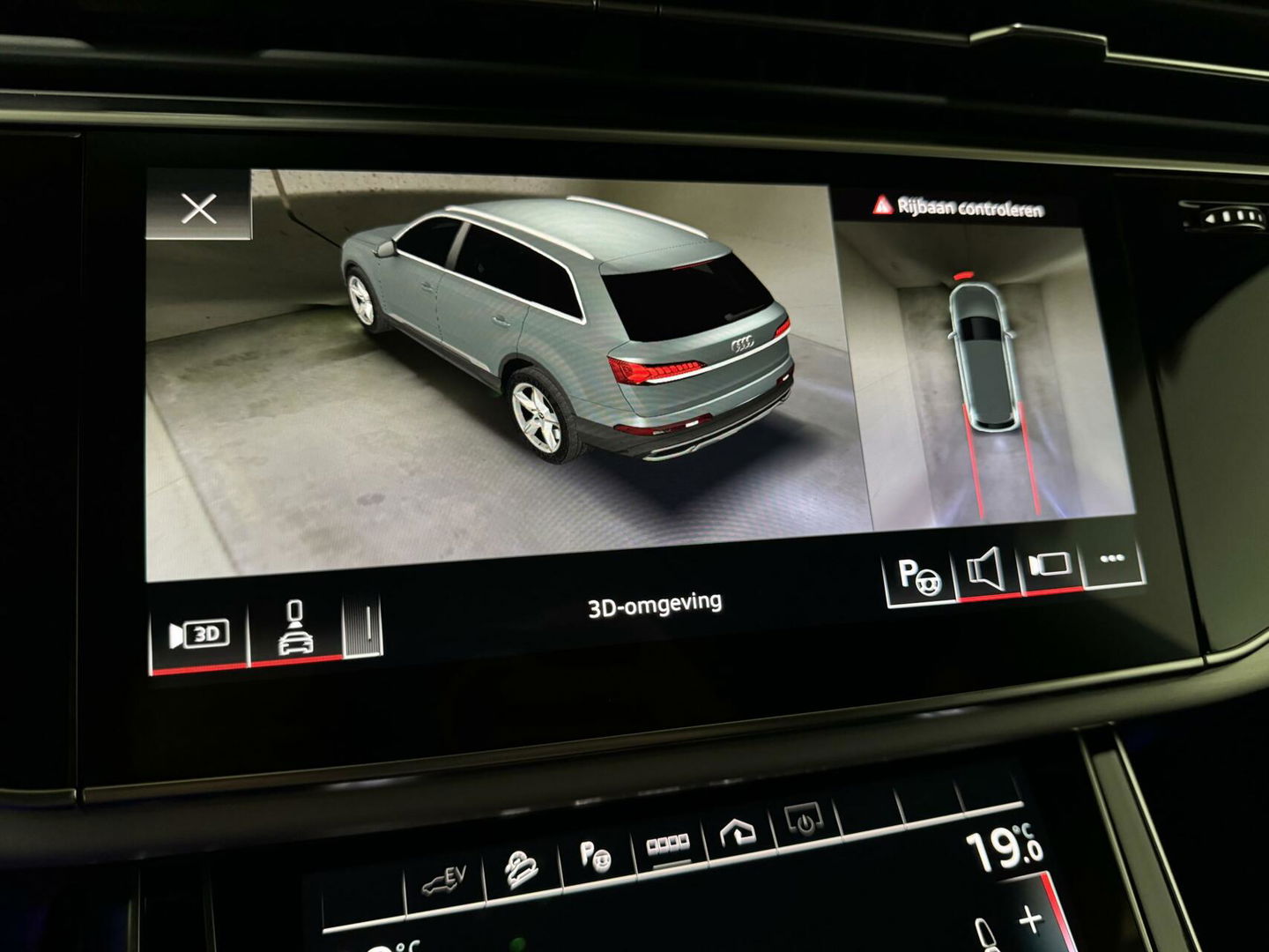 Audi Q7 55 TFSI e Quattro BlackEdition S-Line Pano B&O Lucht