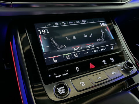 Audi Q7 55 TFSI e Quattro BlackEdition S-Line Pano B&O Lucht