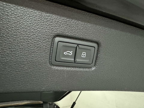 Audi Q7 55 TFSI e Quattro BlackEdition S-Line Pano B&O Lucht