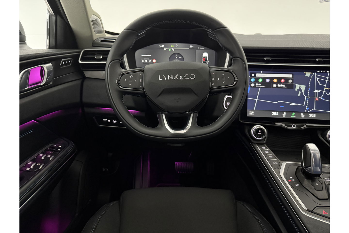 Lynk Co 01 1.5 262PK Hybride Pano LED Sfeerverl. Adaptive Cruise 360Camera Memory Virtual Carplay Clima Navi 20"LMV