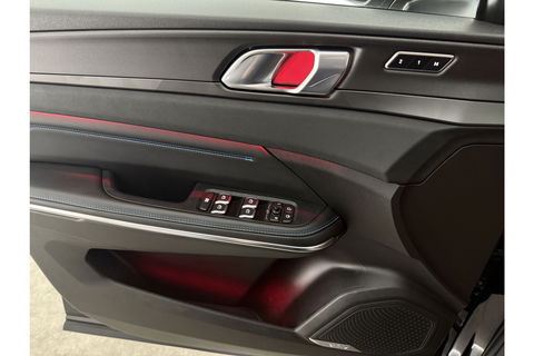 Lynk Co 01 1.5 262PK Hybride Pano LED Sfeerverl. Adaptive Cruise 360Camera Memory Virtual Carplay Clima Navi 20"LMV