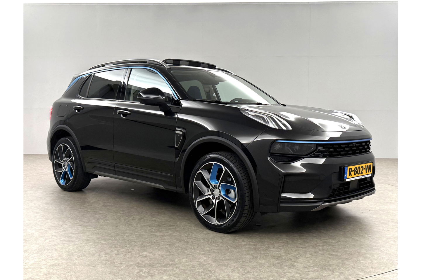 Lynk Co 01 1.5 262PK Hybride Pano LED Sfeerverl. Adaptive Cruise 360Camera Memory Virtual Carplay Clima Navi 20"LMV