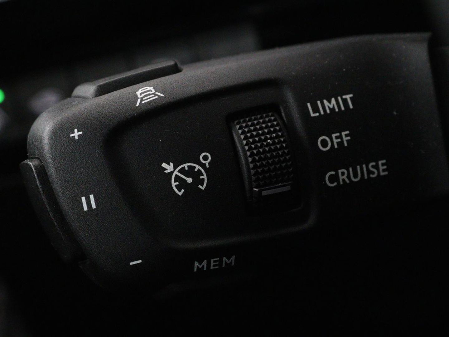 Peugeot 508 SW 1.6 HYbrid Première | Panoramadak | PHEV | Camera | Stoelverwarming | Lane assist | Keyless | HIFI | Elektrische achterklep
