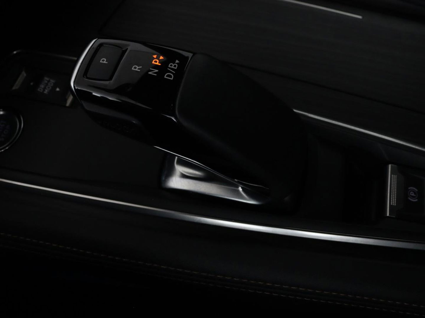 Peugeot 508 SW 1.6 HYbrid Première | Panoramadak | PHEV | Camera | Stoelverwarming | Lane assist | Keyless | HIFI | Elektrische achterklep