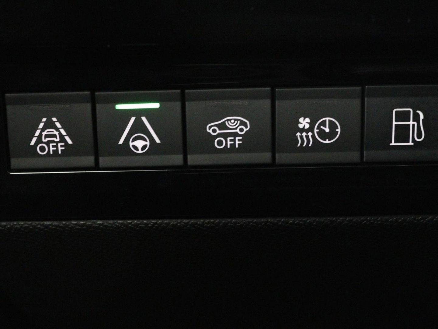 Peugeot 508 SW 1.6 HYbrid Première | Panoramadak | PHEV | Camera | Stoelverwarming | Lane assist | Keyless | HIFI | Elektrische achterklep