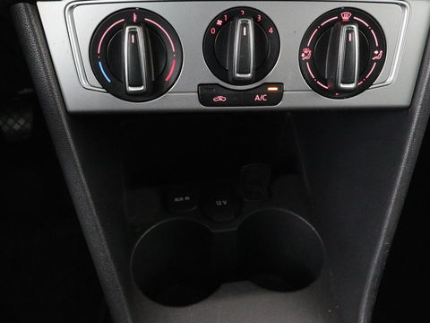 Volkswagen Polo 1.0 BlueM. Edition | Adaptive cruise | Carplay | Trekhaak | Airco | Navigatie | Onderhoudshistorie
