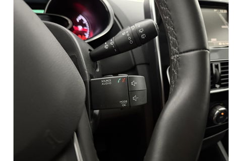 Renault Clio 0.9 TCe Limited Airco Cruise Carplay Navigatie LED PDC Trekhaak 16"LMV