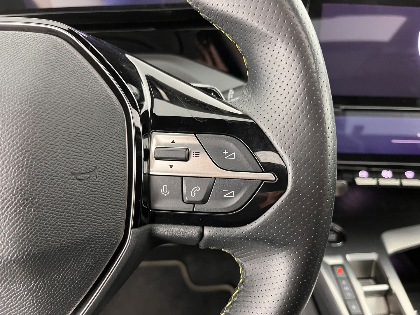 Peugeot 308 SW 1.6 HYbrid 180 GT Pack Business (INCL.BTW) Aut. *PANO | 1/2LEATHER | MATRIX-LED | TOP-VIEW | MEMORY-PACK | ADAPTIVE-CRUISE | BLINDSPOT | DIGI-COCKPIT | SPORT-SEATS | KEYLESS | NAVI-FULLMAP | 19''ALU*