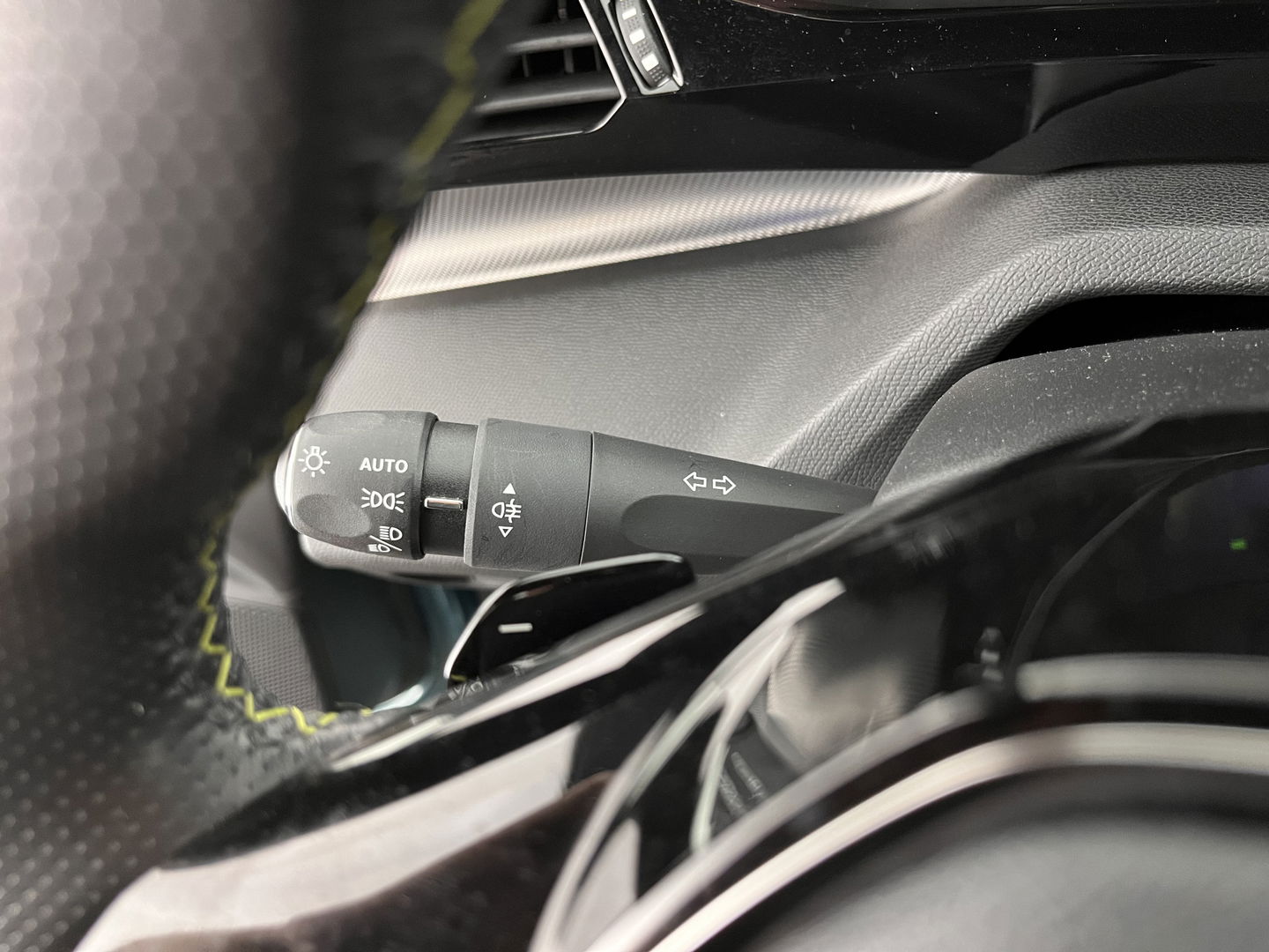 Peugeot 308 SW 1.6 HYbrid 180 GT Pack Business (INCL.BTW) Aut. *PANO | 1/2LEATHER | MATRIX-LED | TOP-VIEW | MEMORY-PACK | ADAPTIVE-CRUISE | BLINDSPOT | DIGI-COCKPIT | SPORT-SEATS | KEYLESS | NAVI-FULLMAP | 19''ALU*