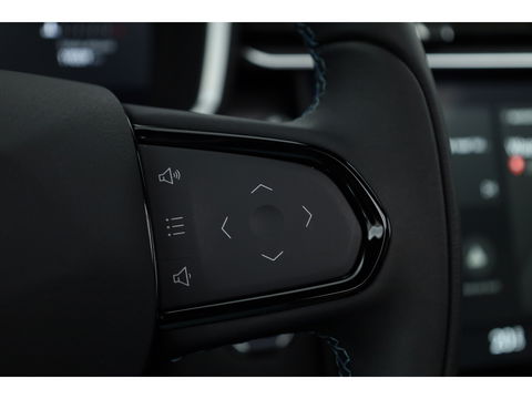 Lynk & Co 01 1.5 | Pano | 360cam | Zwarte hemel | Adapt. Cruise | Keyless | Infinity audio