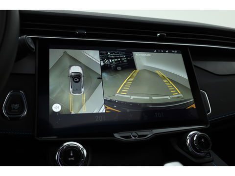 Lynk & Co 01 1.5 | Pano | 360cam | Zwarte hemel | Adapt. Cruise | Keyless | Infinity audio