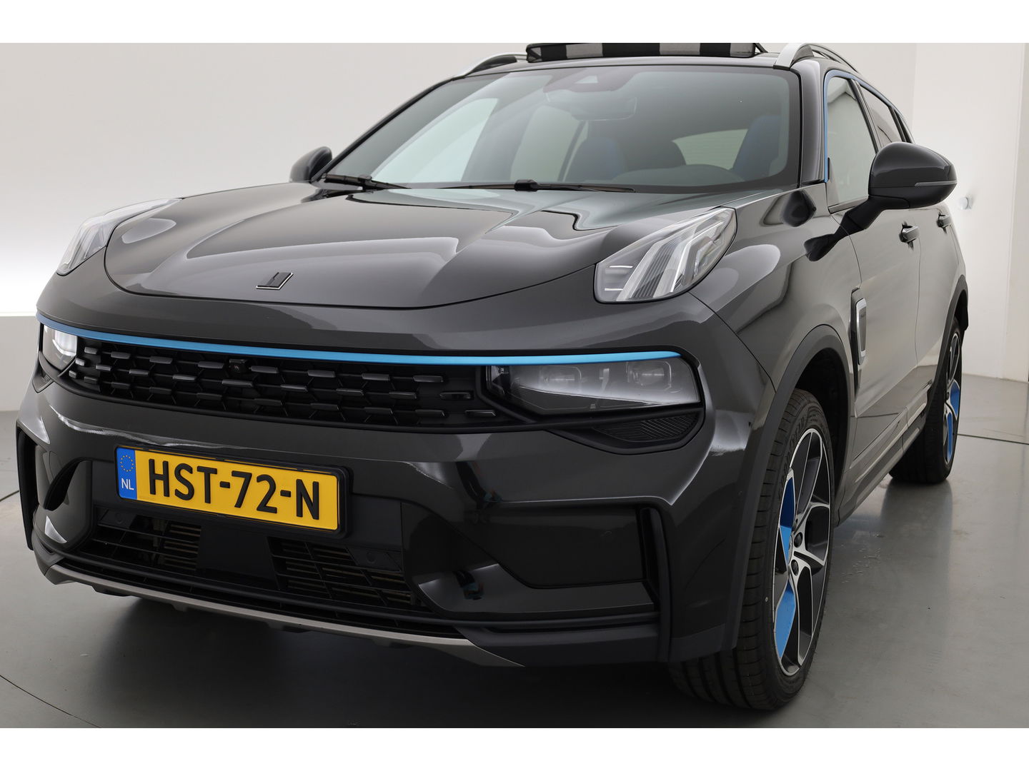 Lynk & Co 01 1.5 | Pano | 360cam | Zwarte hemel | Adapt. Cruise | Keyless | Infinity audio