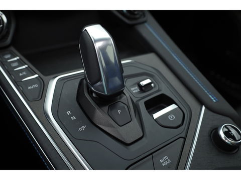 Lynk & Co 01 1.5 | Pano | 360cam | Zwarte hemel | Adapt. Cruise | Keyless | Infinity audio