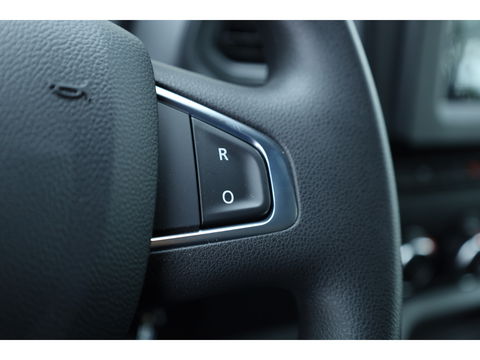 Renault Master 2.3 dCi 180pk L3H2 Energy Work Edition | Camera | Navi by App | Cruise | PDC | BPM vrij!