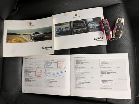 Porsche Panamera 3.6 Aut. *LUXURY-LEATHER | BI-XENON | NAVI-FULLMAP | ECC | SHIFT-PADDLES | PDC | CRUISE | 19''ALU*