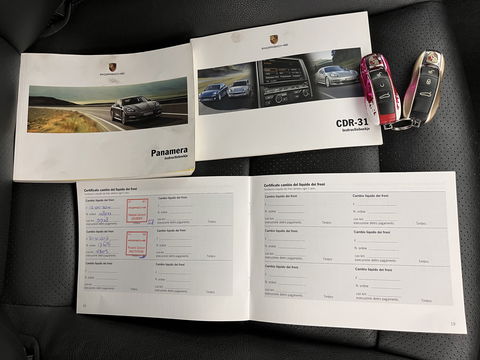 Porsche Panamera 3.6 Aut. *LUXURY-LEATHER | BI-XENON | NAVI-FULLMAP | ECC | SHIFT-PADDLES | PDC | CRUISE | 19''ALU*