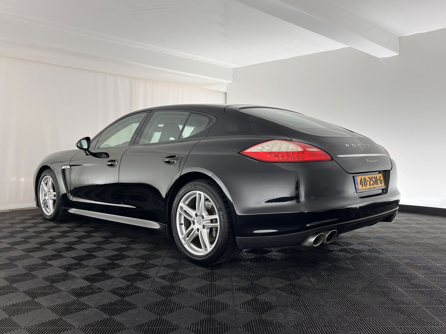 Porsche Panamera 3.6 Aut. *LUXURY-LEATHER | BI-XENON | NAVI-FULLMAP | ECC | SHIFT-PADDLES | PDC | CRUISE | 19''ALU*