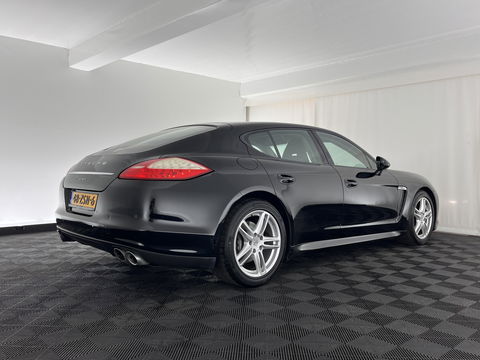 Porsche Panamera 3.6 Aut. *LUXURY-LEATHER | BI-XENON | NAVI-FULLMAP | ECC | SHIFT-PADDLES | PDC | CRUISE | 19''ALU*