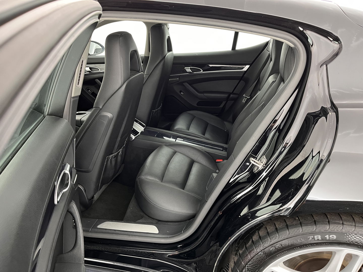 Porsche Panamera 3.6 Aut. *LUXURY-LEATHER | BI-XENON | NAVI-FULLMAP | ECC | SHIFT-PADDLES | PDC | CRUISE | 19''ALU*