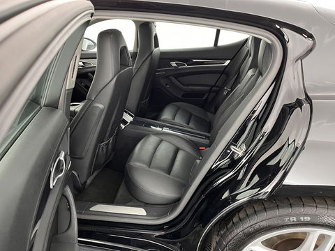 Porsche Panamera 3.6 Aut. *LUXURY-LEATHER | BI-XENON | NAVI-FULLMAP | ECC | SHIFT-PADDLES | PDC | CRUISE | 19''ALU*